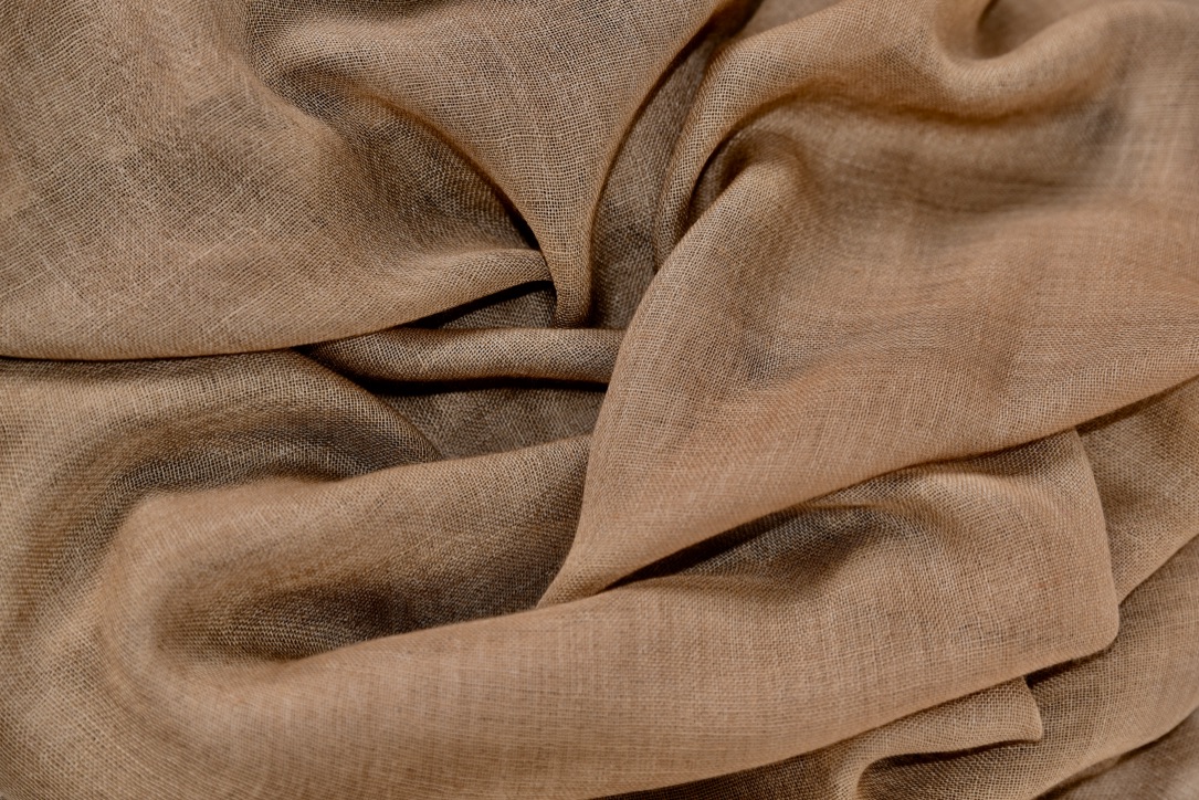 Lightweight cashmere sjaal bruin